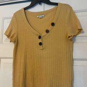 American Eagle Outfitters Yellow Ribbed Buttoned T-Shirt